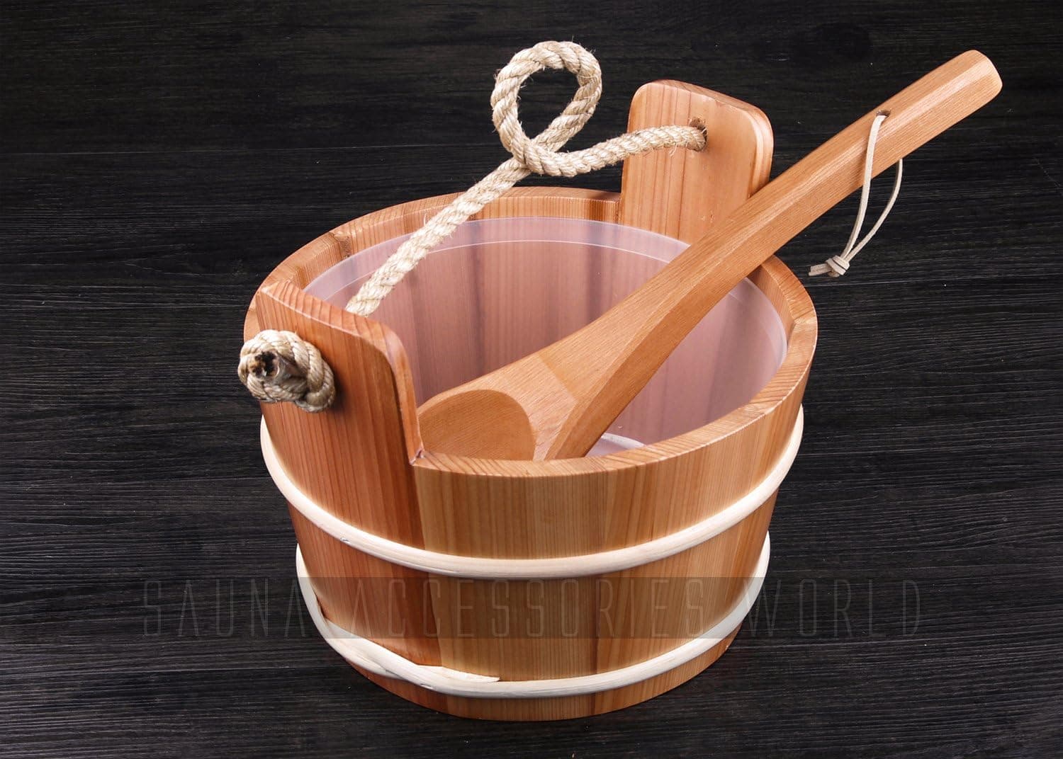Good Quality Solid Wood Red Cedar Sauna Bucket/Pail with Ladle, 4L Volume